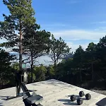 Large Modern With A Spectacular View!