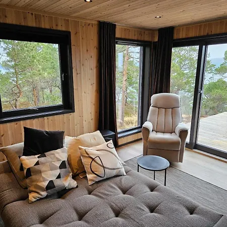 Large Modern With A Spectacular View! * Gronningen