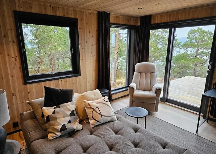Large Modern With A Spectacular View! * Gronningen